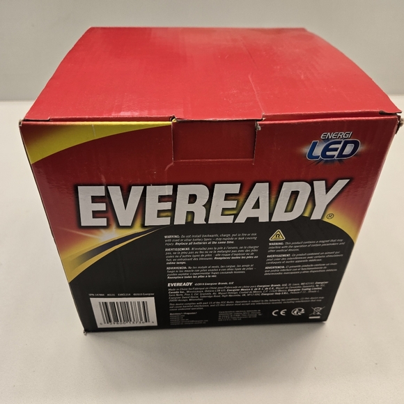 NWOT Eveready Box Of 4 LED Camping Lanterns - Picture 3 of 12